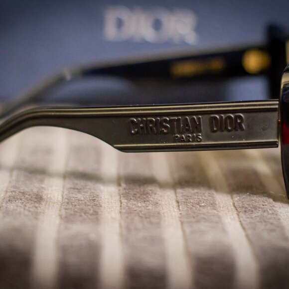 25% OFF-Christian Dior Wildior S2U Rectangular Women's Sunglasses 53mm - Picture 4 of 10